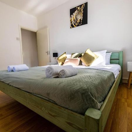 Appartamento Pristine 3 Beds Hackney E9 Londra Esterno foto