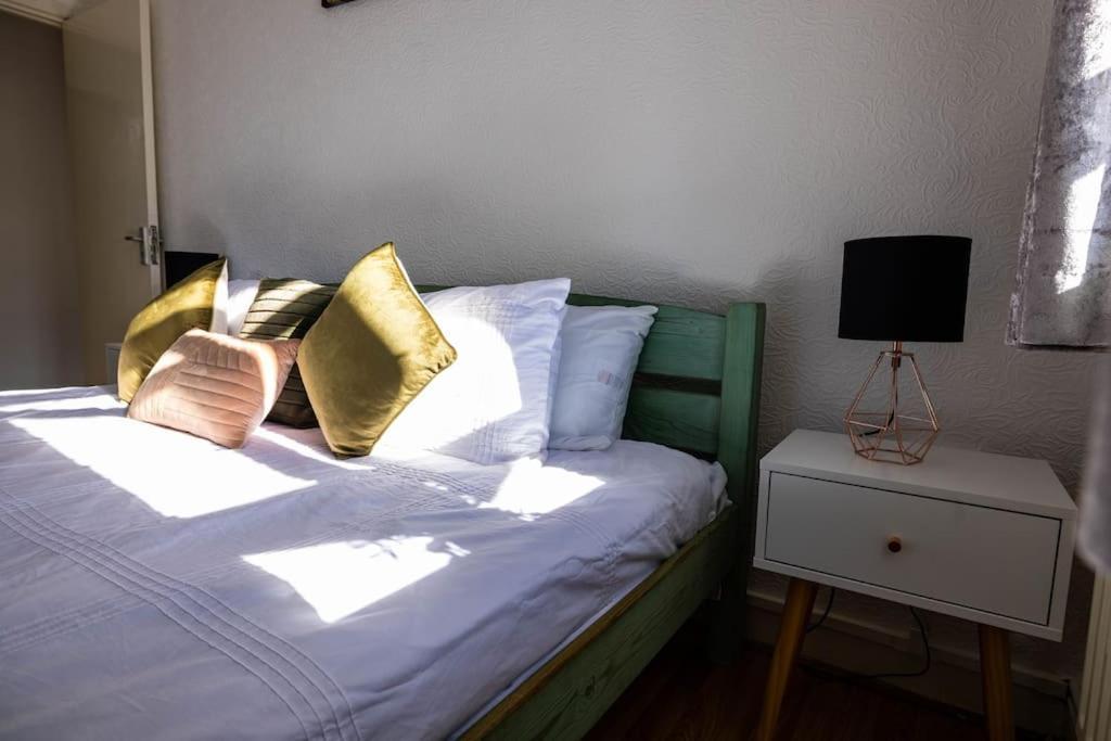 Appartamento Pristine 3 Beds Hackney E9 Londra Esterno foto