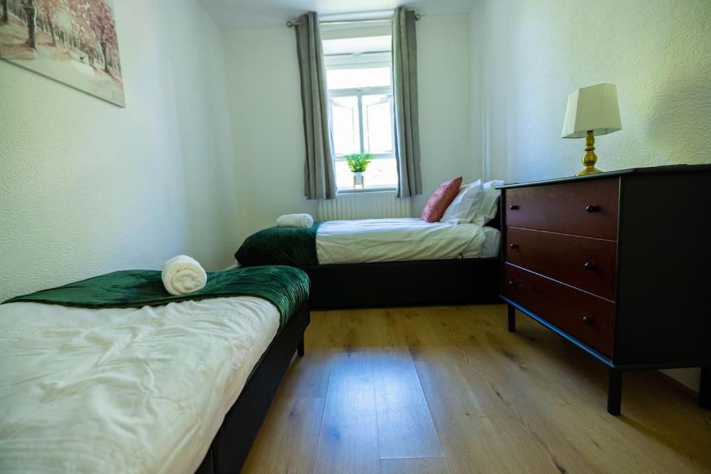 Appartamento Pristine 3 Beds Hackney E9 Londra Esterno foto
