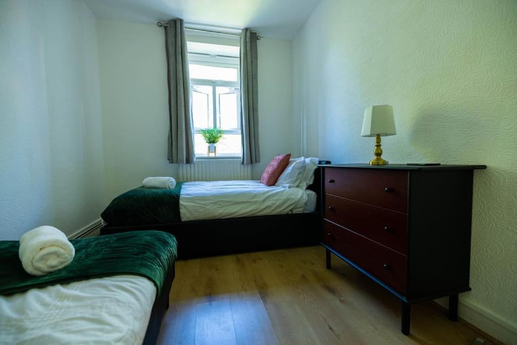 Appartamento Pristine 3 Beds Hackney E9 Londra Esterno foto
