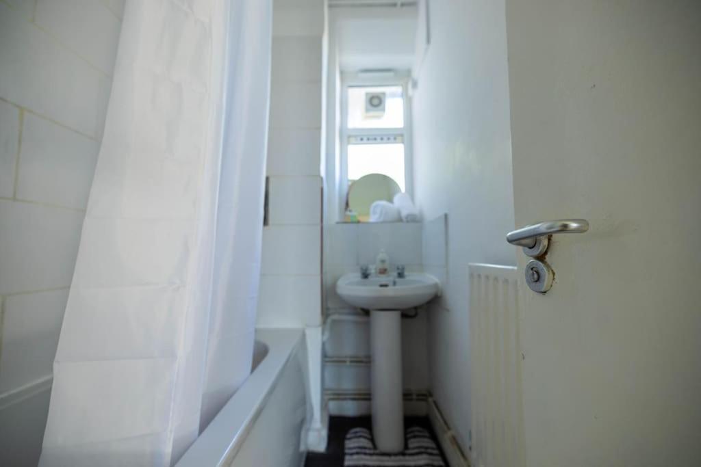 Appartamento Pristine 3 Beds Hackney E9 Londra Esterno foto